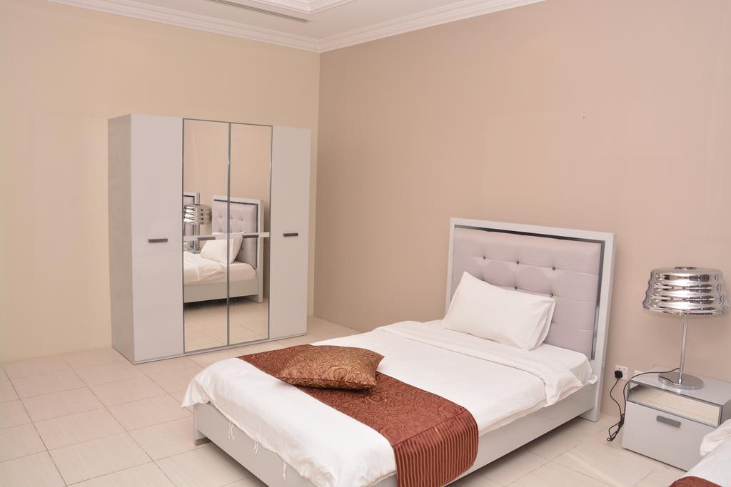 Janadriyah Suites 13 Nadinah Exteriör bild