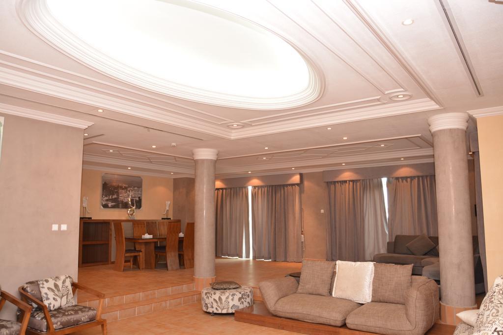 Janadriyah Suites 13 Nadinah Exteriör bild